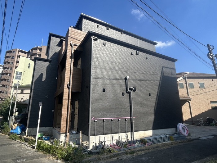 建物外観　建築中