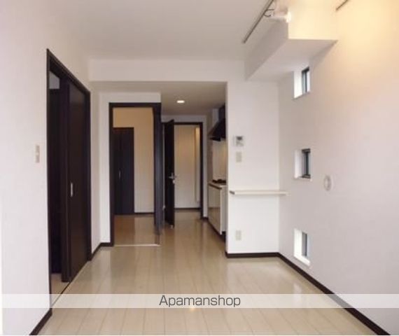 ソリッド九大学研都市の居間写真
