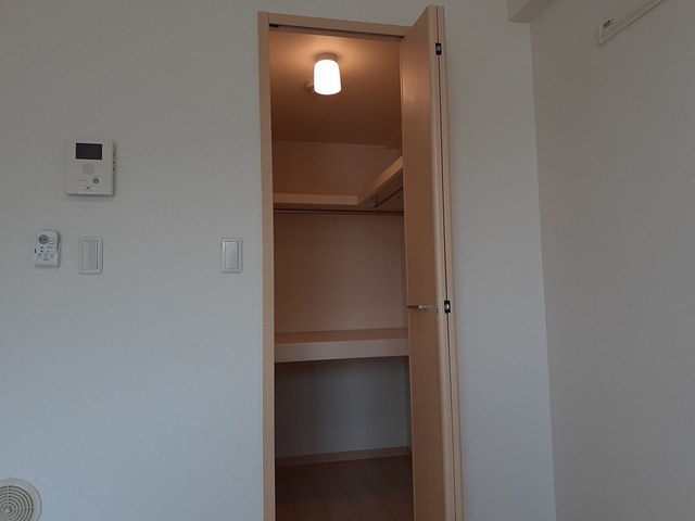 ホメ ラウレアの内装写真