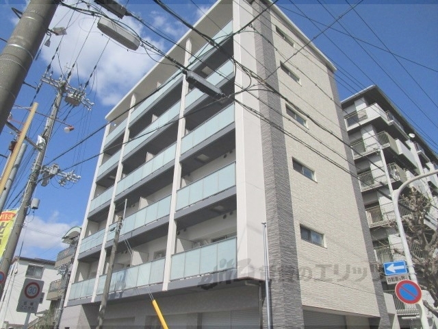エクラージュ御池の外観写真