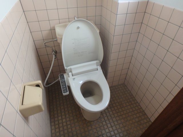 ウリノビルのトイレ写真