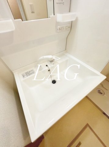 洗面設備　独立洗面台です。