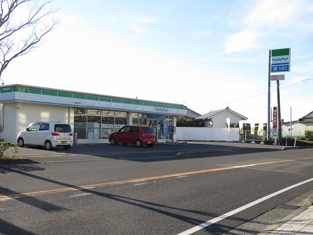 コンビニ　ファミリーマート天狗屋市来店（コンビニ）まで911m