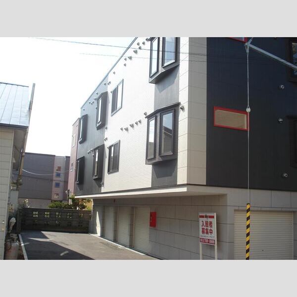 建物外観　お洒落で綺麗な外観♪