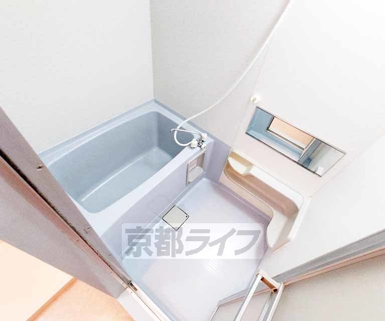 バス・シャワールーム　清潔感のある室内です。