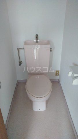 【横浜市磯子区磯子のアパートのトイレ】