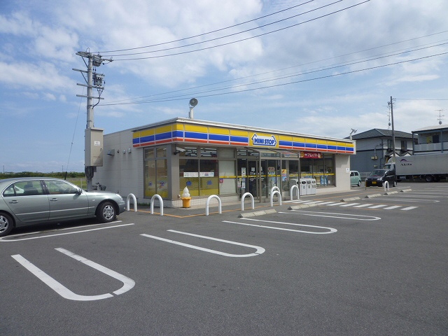 コンビニ　ミニストップ鈴鹿野町店（コンビニ）まで390m