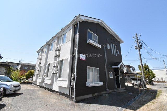 ピアネス野添の建物外観