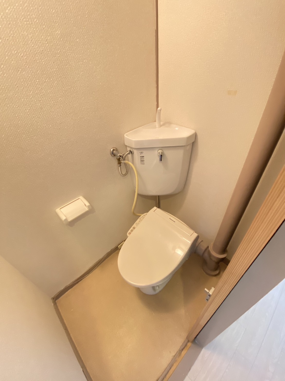 上高丸住宅D棟のトイレ写真