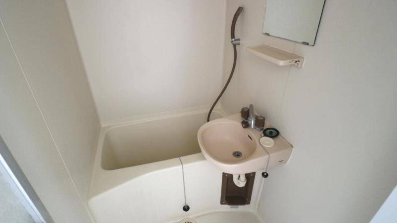 バス・シャワールーム　浴室