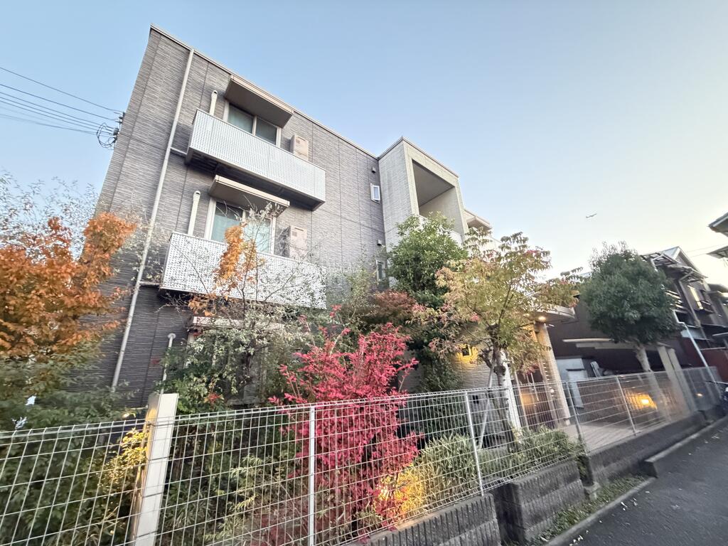 シャルール淡路