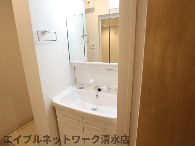 洗面設備　同物件同タイプ