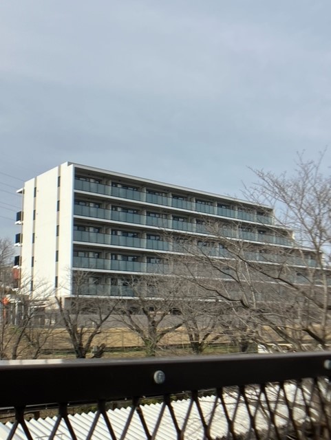 横浜市泉区弥生台のマンションの建物外観