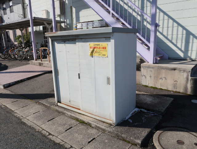 ロビー　ゴミ置場