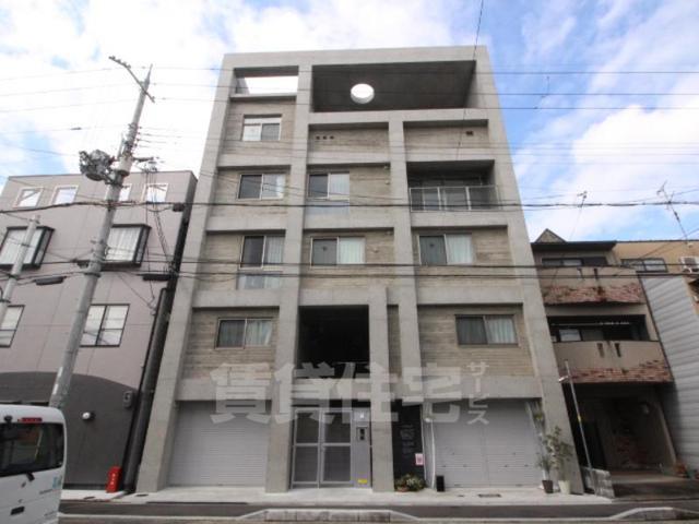 京都市右京区西院西今田町のマンションの建物外観