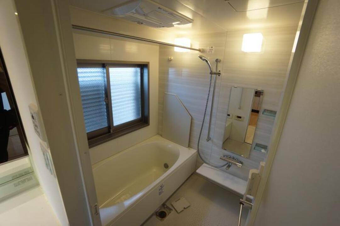 バス・シャワールーム　浴室