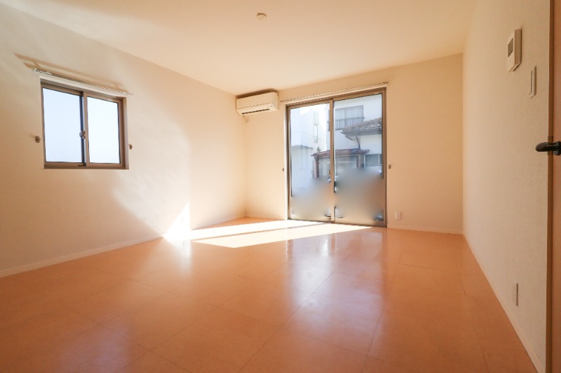 居室・リビング　図面と現状に相違がある場合には現状を優先