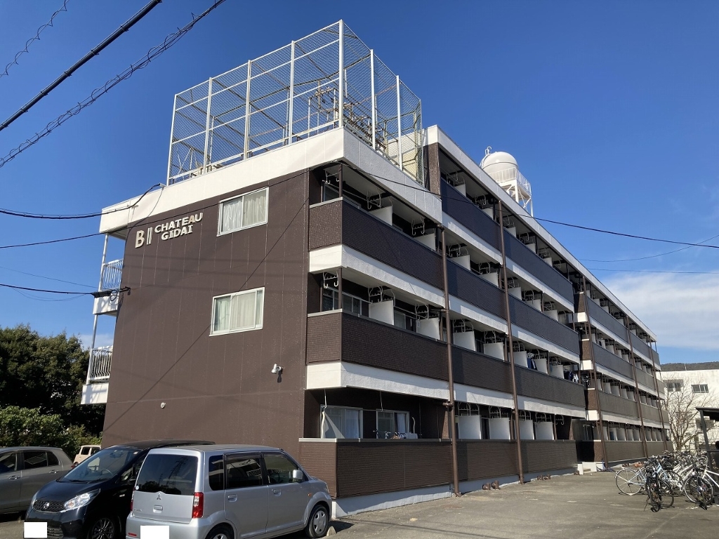 【シャトー岐大 Bの建物外観】