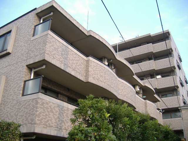 ライオンズシティ桜台の建物外観