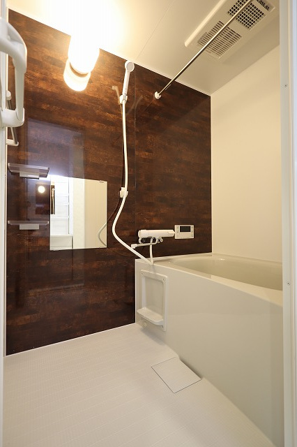 バス・シャワールーム