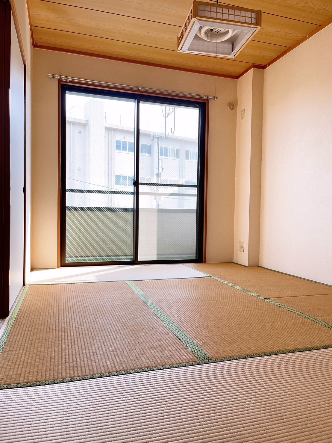 その他部屋・スペース　洋室と隣接して使いやすさ◎