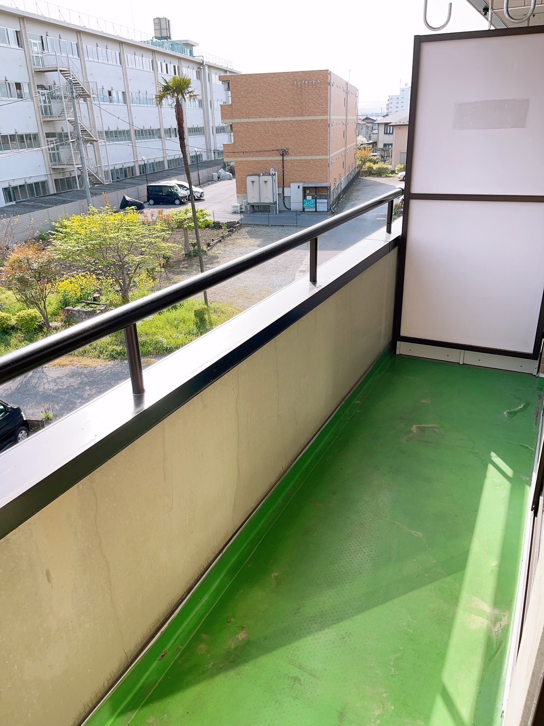 バルコニー　広々とした南向きバルコニー♪