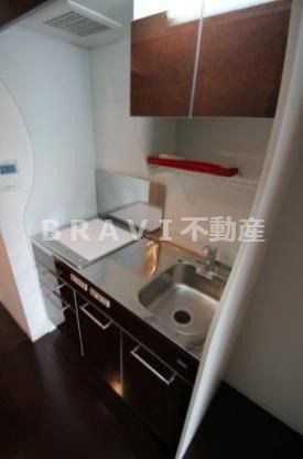 キッチン　【SERENiTE本町エコート】使いやすいキッチンです