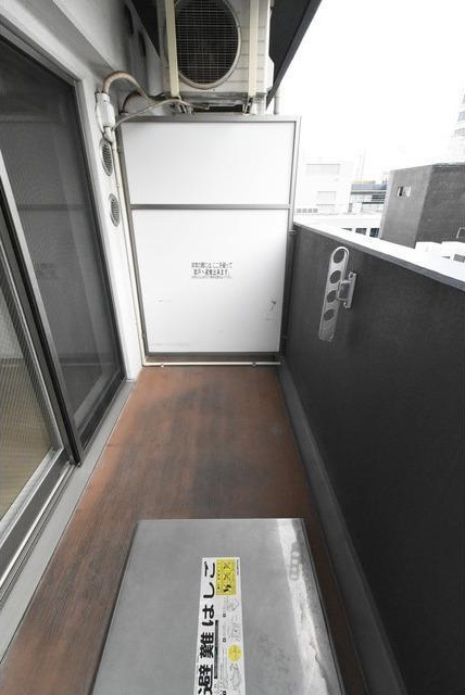 バルコニー　【SERENiTE本町エコート】広々としたバルコニーです