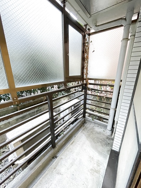 バルコニー　急な雨でも洗濯物が濡れません！！