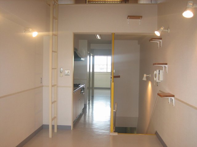 居室・リビング　前回募集時の写真です。