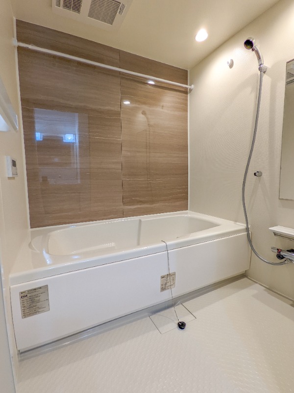 バス・シャワールーム　図面と現状に相違がある場合には現状を優先