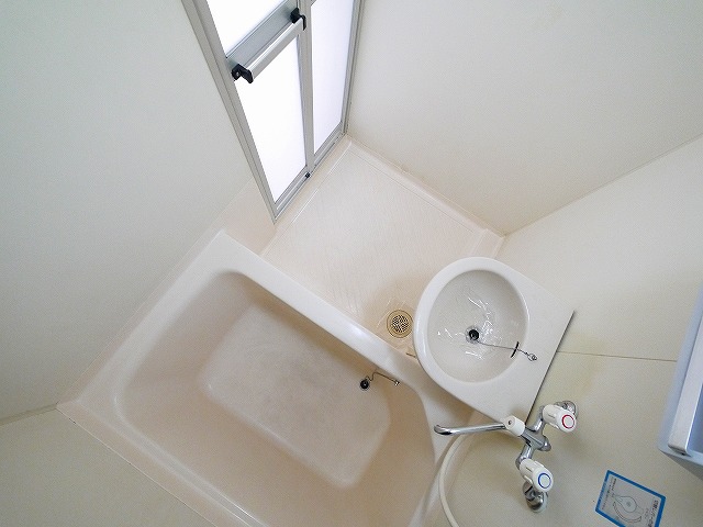 バス・シャワールーム　日々の暮らしに欠かせないお風呂です