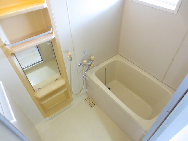 バス・シャワールーム　２０１　バスルーム