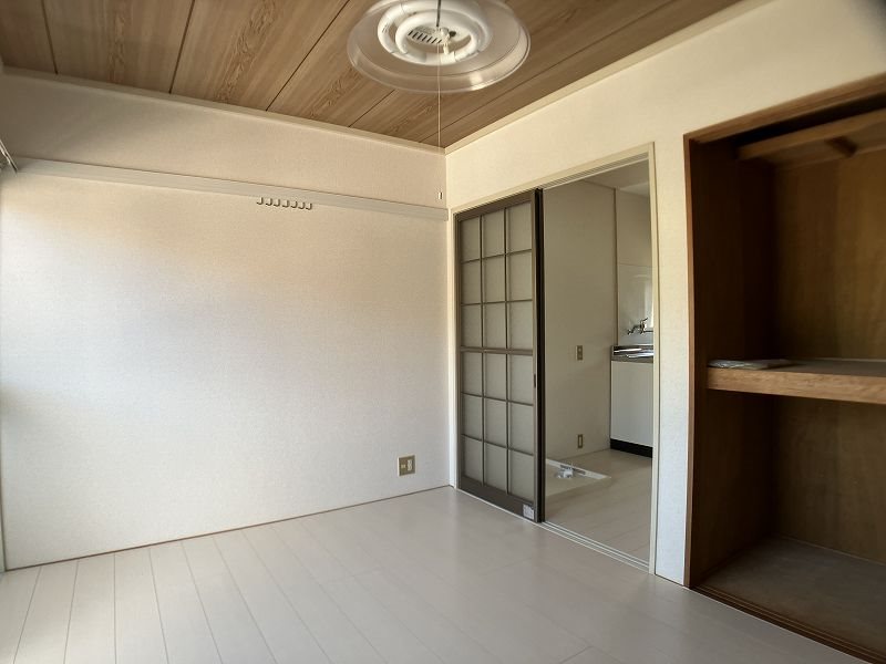 居室・リビング　別室参考画像です