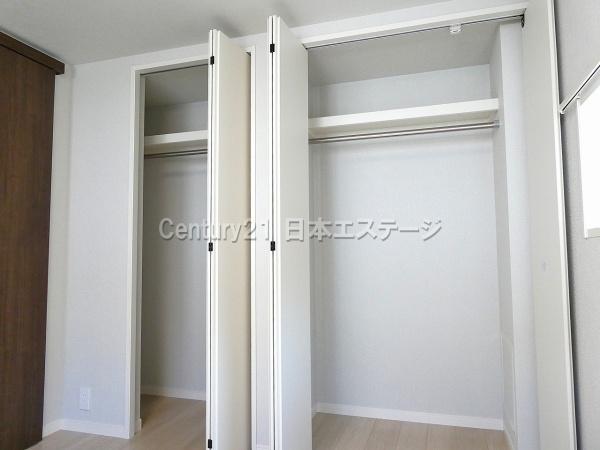 収納　クローゼットタイプの収納