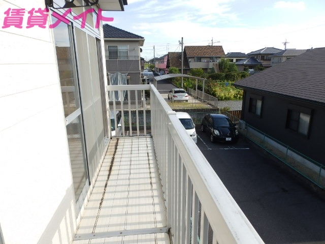 バルコニー　同型別部屋写真