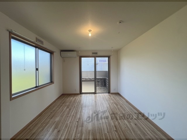 居室・リビング　洋室