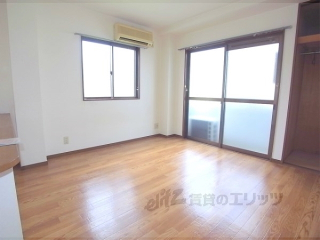 居室・リビング　洋室