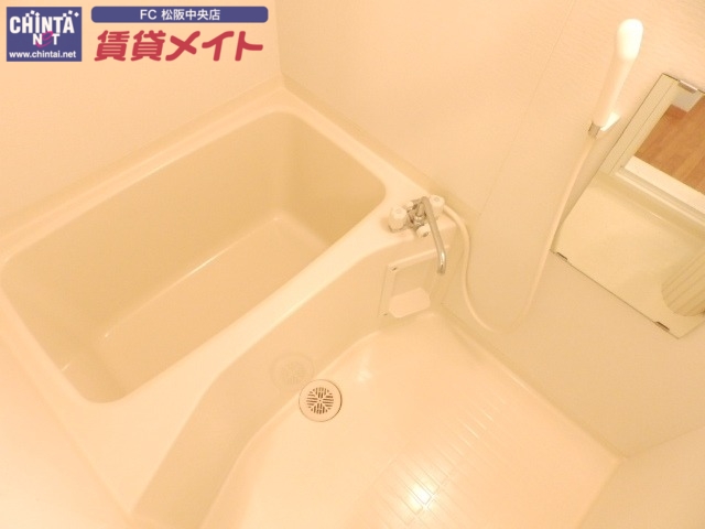 バス・シャワールーム　同タイプの部屋写真です。