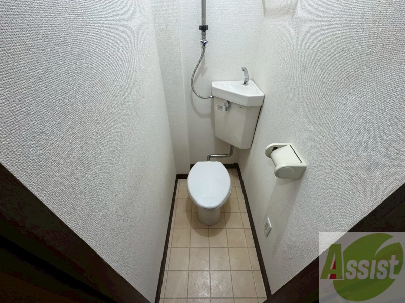 トイレ　トイレです。ウォシュレット付を探している方、おすすめです。