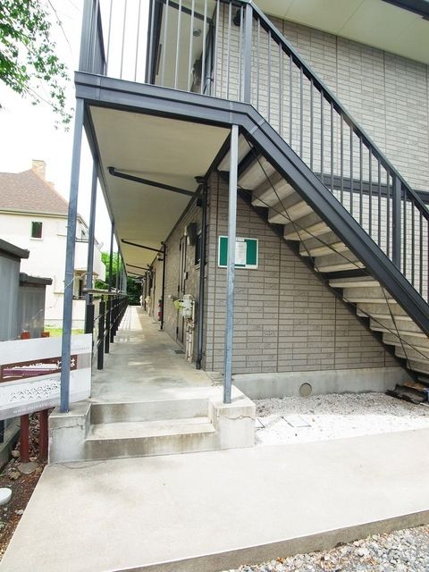 エントランス　★お問い合わせはタウンハウジングまで★