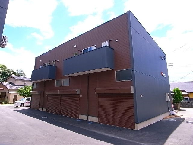 エントランス　清潔なエントランスです