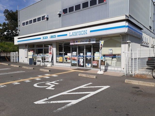 コンビニ　ローソン 長岡京ガラシャ通店（コンビニ）まで500m