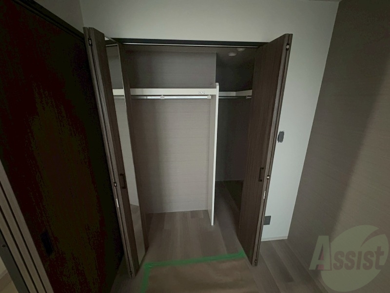 収納　洋室にはクローゼットがあるのですっきり片付きそうです。