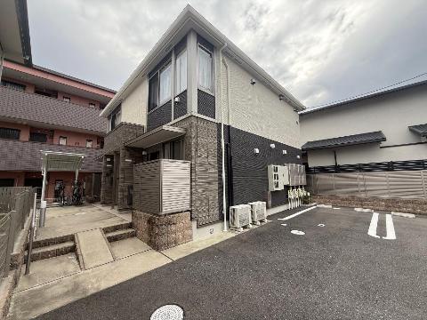建物外観　外観写真（昼）