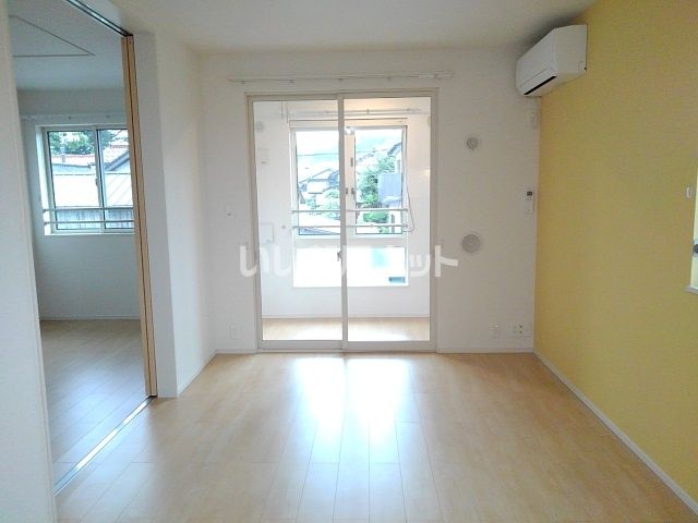 ソレアード_内装_0