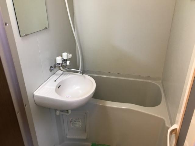 バス・シャワールーム　バス