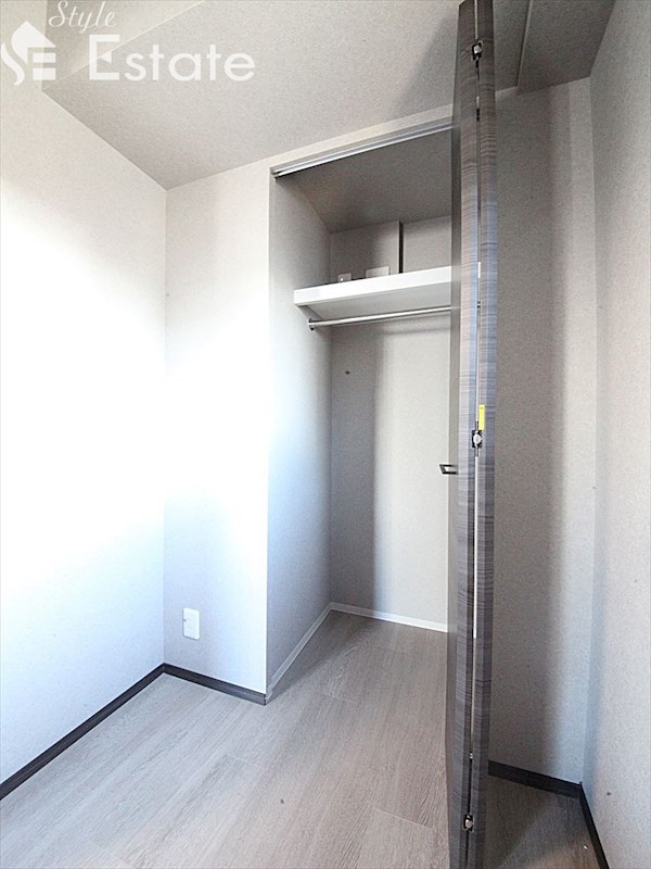 収納　クローゼット