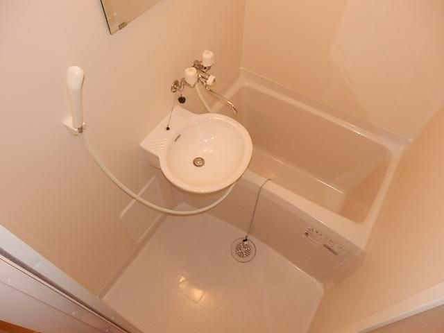 バス・シャワールーム　バス