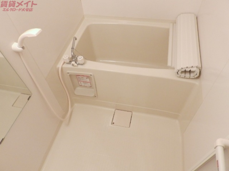 バス・シャワールーム　同物件別室写真